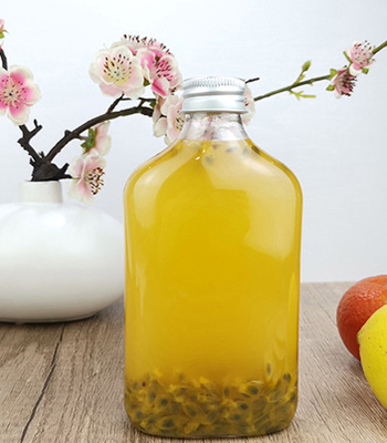 0,35 litros de botellas de consumición disponibles con las botellas plásticas del Smoothie de los casquillos